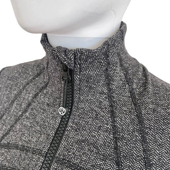EUC Lululemon Define Jacket Herringbone Gray 4 - Picture 3 of 16
